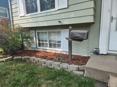 bettendorf siding replacement - ground-level windows, before