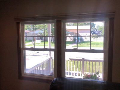walcott window replacement - inside view of old living room windows, before