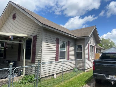 milan roofing installation - side view of project house, before