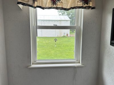 Ipava Window Replacement - inside hall, before