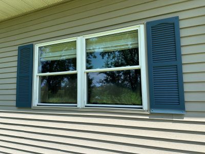 Ipava Window Replacement - outside window, before