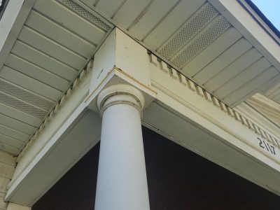 Davenport Siding Company - porch closeup, before