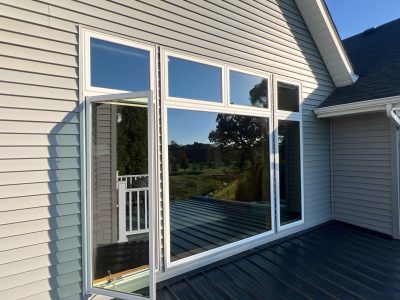 Bettendorf Window Contractor - bay window outside, after
